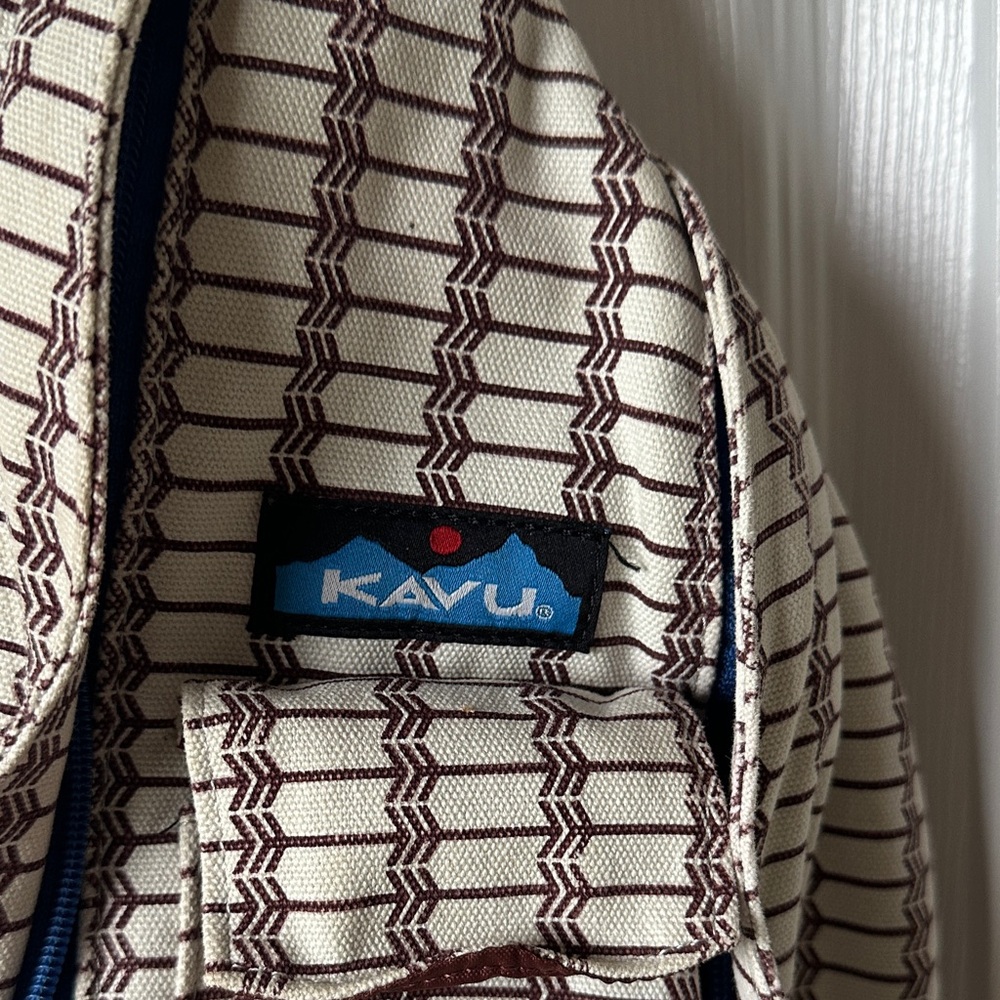 Kavu Rope Sling Backpack - Picture 2 of 3